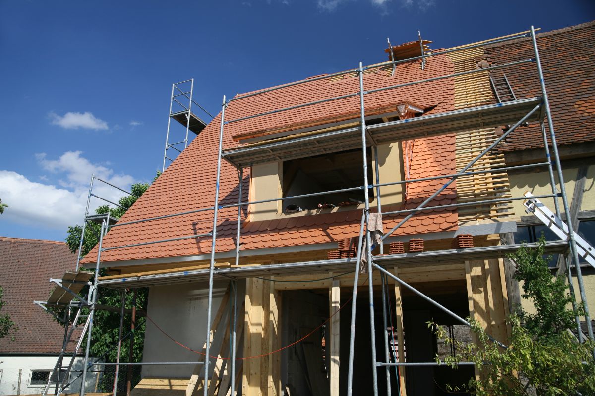 jak przekształcić budynek gospodarczy na mieszkalny